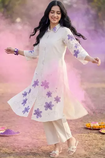 Women Floral Embroidered Thread Work Cotton Kurta with Trousers