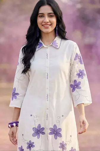 Women Floral Embroidered Thread Work Cotton Kurta with Trousers