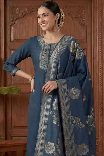 Women Ethnic Motifs Embroidered Kurta with Trousers & With Dupatta