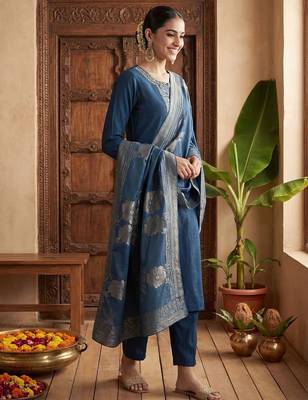 Women Ethnic Motifs Embroidered Kurta with Trousers & With Dupatta 3