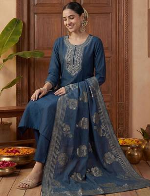 Women Ethnic Motifs Embroidered Kurta with Trousers & With Dupatta 6