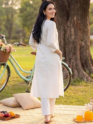Women Floral Embroidered Regular Thread Work Pure Cotton Kurta with Trousers 6