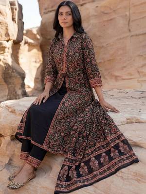 Women Ethnic Motifs Printed Cotton Kurta With Trousers & Dupatta 1