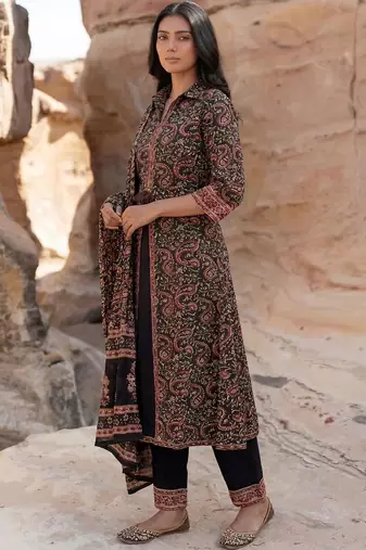 Women Ethnic Motifs Printed Cotton Kurta With Trousers & Dupatta