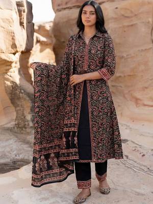 Women Ethnic Motifs Printed Cotton Kurta With Trousers & Dupatta 5