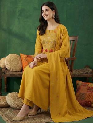 Women Ethnic Motifs Embroidered Thread Work Kurta with Trousers & With Dupatta 6
