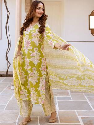 Women Floral Printed Cotton Kurta with Palazzos & With Dupatta 1