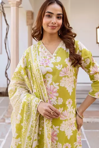 Women Floral Printed Cotton Kurta with Palazzos & With Dupatta