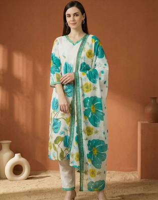 Women Floral Printed Cotton Kurta with Trousers & With Dupatta 4
