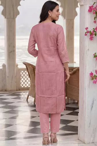 Women Floral Printed Thread Work Linen Kurta with Trousers & With Dupatta