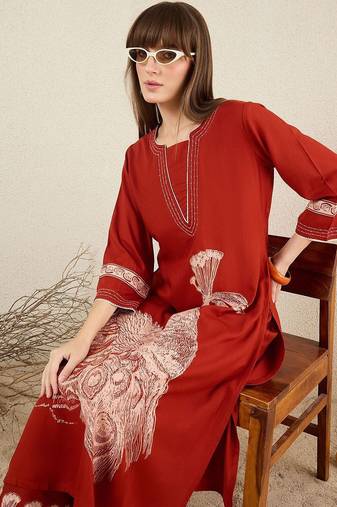 Women Ethnic Motifs Printed Thread Work Kurta with Palazzos