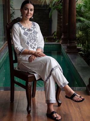 Women Embroidered Thread Work Cotton Kurta with Trousers 5