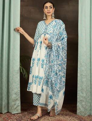Floral Printed Empire Cotton Kurta With Trousers & Dupatta 2