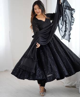  embroidery georgette flared anarkali pant and dupatta set 4
