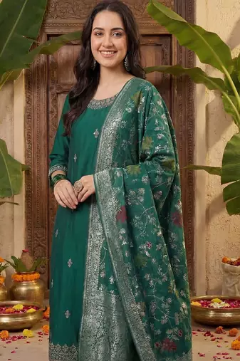 Women Ethnic Motifs Embroidered Thread Work Kurta with Trousers & With Dupatta