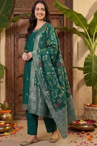 Women Ethnic Motifs Embroidered Thread Work Kurta with Trousers & With Dupatta