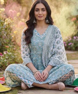 Women Ethnic Motifs Printed Cotton Kurta with Trousers & With Dupatta 6