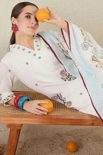 Women Floral Embroidered Cotton Kurta with Trousers & Dupatta