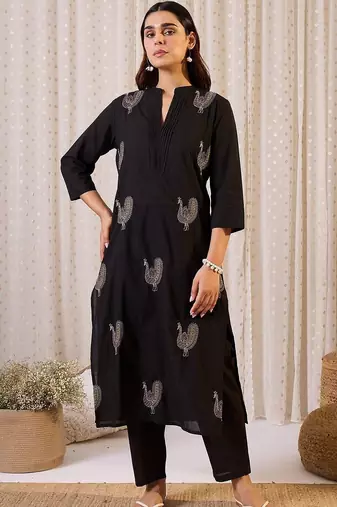 Women Ethnic Motifs Embroidered Thread Work Cotton Kurta with Trousers