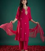 Women Ethnic Motifs Embroidered Thread Work Kurta with Trousers & With Dupatta