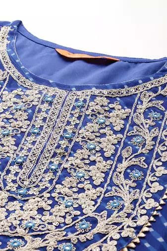 Women Leheriya Printed Kurta With Trousers & Dupatta
