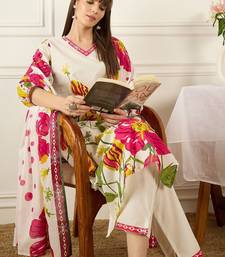 Women Floral Printed Cotton Kurta with Trousers & With Dupatta
