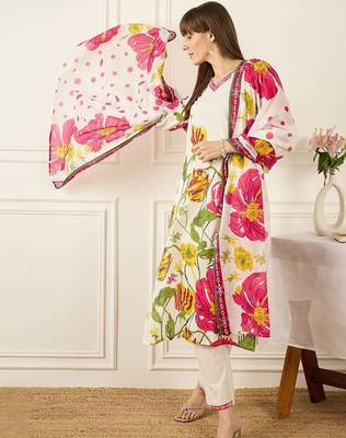 Women Floral Printed Cotton Kurta with Trousers & With Dupatta 5