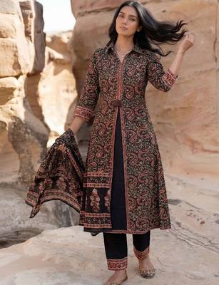 Women Paisley Printed Cotton Kurta with Trousers & With Dupatta 1