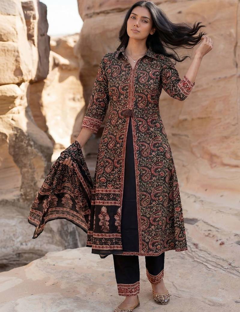 Women Paisley Printed Cotton Kurta with Trousers & With Dupatta