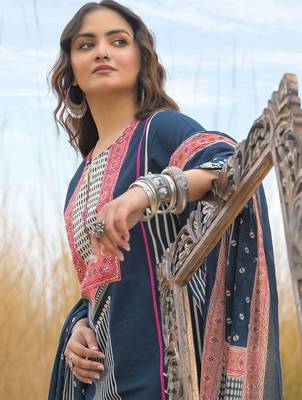 Navy Blue Printed Straight Kurta Trousers Dupatta Set Kurta Sets 3