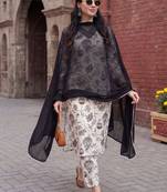 Women Floral Printed Thread Work Cotton Kurta with Trousers & With Dupatta