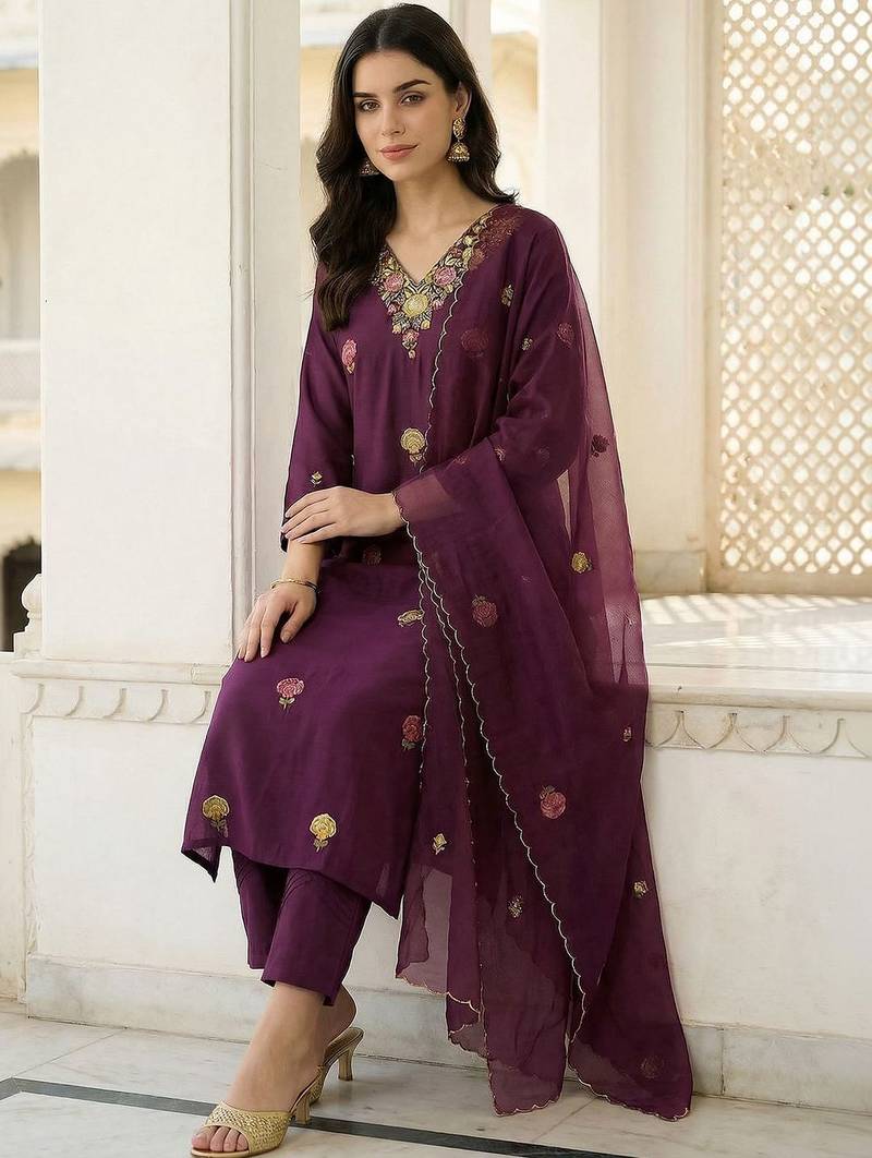 Women Ethnic Motifs Embroidered Thread Work Kurta with Trousers & With Dupatta