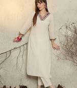 Ethnic Motifs Embroidered V-Neck Straight Thread Work Kurta With Trouser