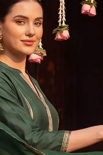 Women Panelled Liva Kurta with Trousers & With Dupatta