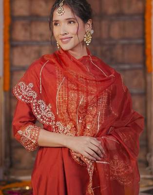 Ethnic Motifs Embroidered Liva Straight Kurta With Trousers & Dupatta 6