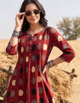 Women Ethnic Motifs Printed Pleated Cotton Kurta with Trousers 2