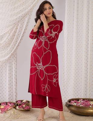 Floral Embroidered Beads And Stones Straight Kurta With Palazzos 1