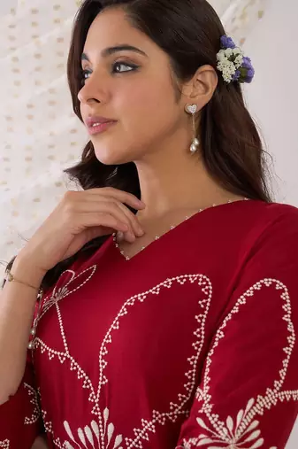 Floral Embroidered Beads And Stones Straight Kurta With Palazzos