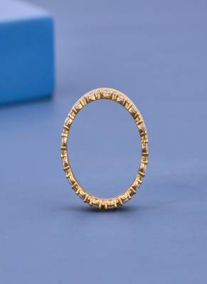 Elegant Matte Gold Diamond Band Ring 4