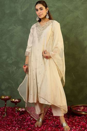 Ethnic Motifs Embroidered Panelled Thread Work Liva Kurta with Trousers & Dupatta