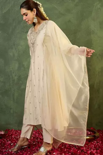 Ethnic Motifs Embroidered Panelled Thread Work Liva Kurta with Trousers & Dupatta