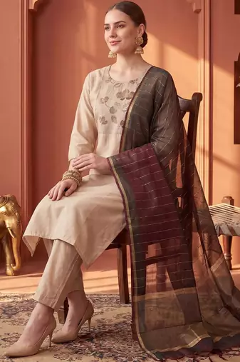 Women Ethnic Motifs Embroidered Thread Work Kurta with Trousers & With Dupatta