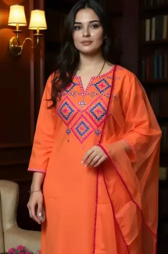 Women Geometric Embroidered V-Neck Mirror Work Kurta with Trousers & Dupatta