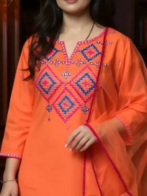 Women Geometric Embroidered V-Neck Mirror Work Kurta with Trousers & Dupatta 3