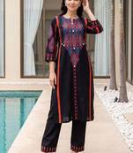 Women Ethnic Motifs Printed Cotton Kurta with Trousers