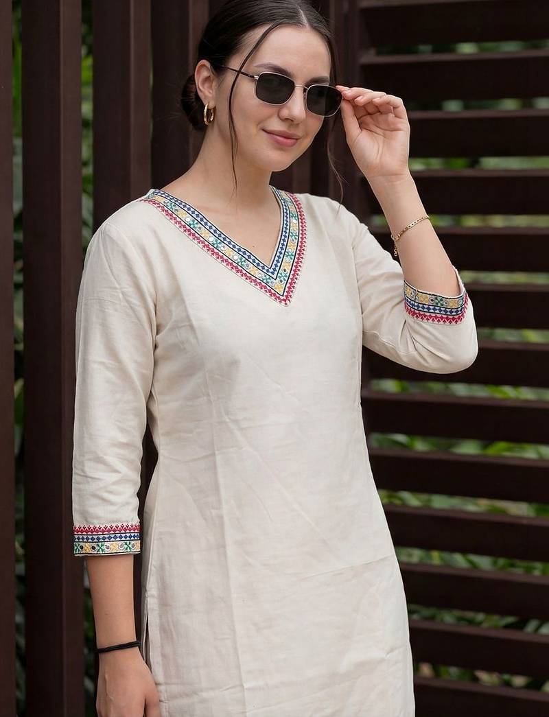 Women Ethnic Motifs Embroidered Mirror Work Kurta with Trousers