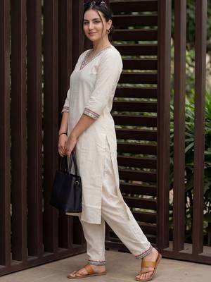 Women Ethnic Motifs Embroidered Mirror Work Kurta with Trousers 5