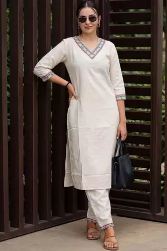 Women Ethnic Motifs Embroidered Mirror Work Kurta with Trousers