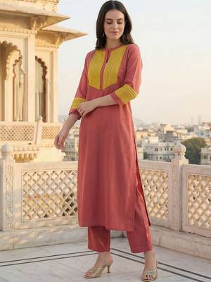 Women Colourblocked Kurta with Trousers 1
