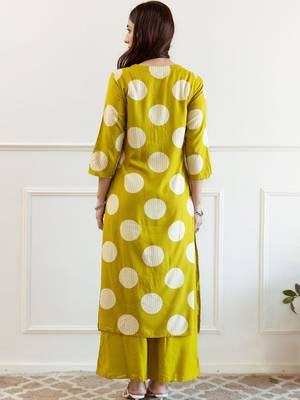 Women Geometric Printed A-Line Kurta with Palazzos 4